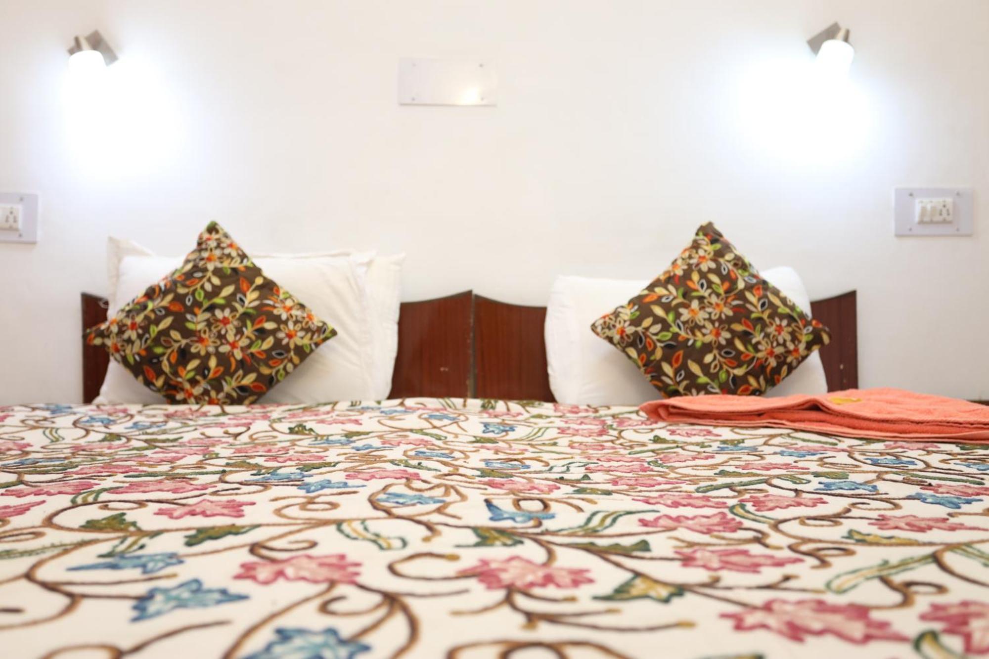 Hotel Jan Palace 레 외부 사진