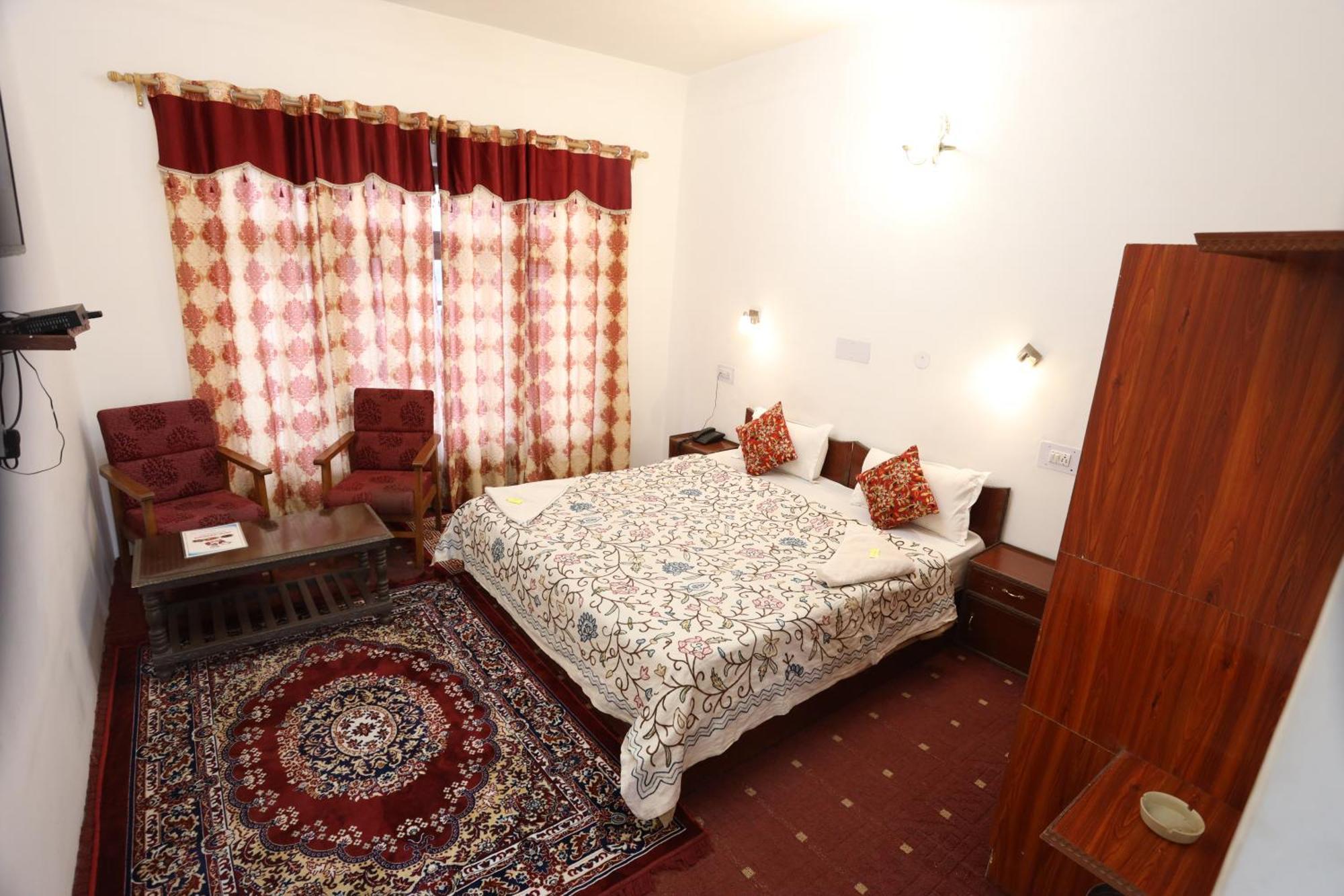 Hotel Jan Palace 레 외부 사진
